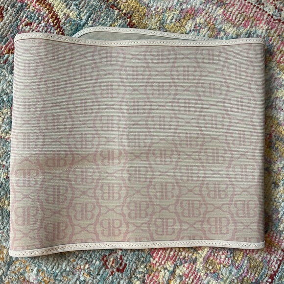 Belly Bandit Postpartum wrap XS LIKE NEW - Picture 2 of 3